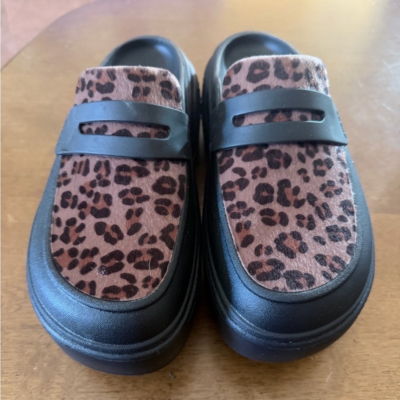 CROCS Shoes - CROCS LEOPARD PRINT PLATFORM SHOES (WORN ONCE)